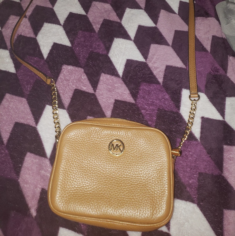 Small michael kors cross body